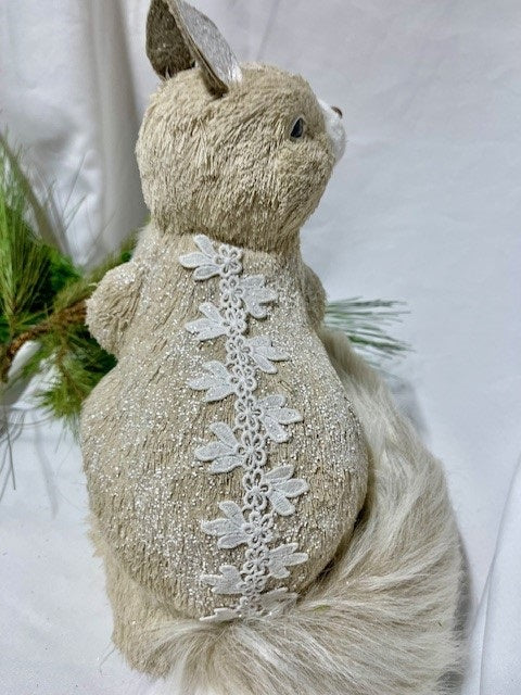 14" Lace Back Squirrel