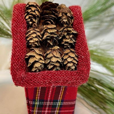 4 Plaid Birdhouse with Heart