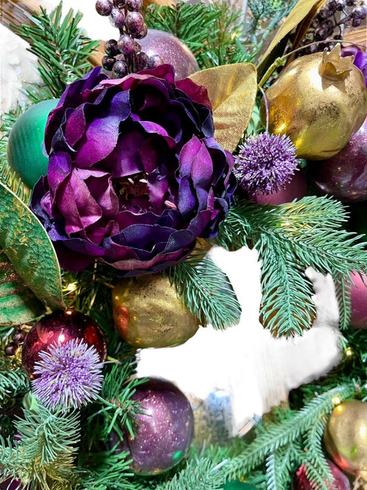 24" Christmas Decorated Wreath Regal with Battery Operated Lights