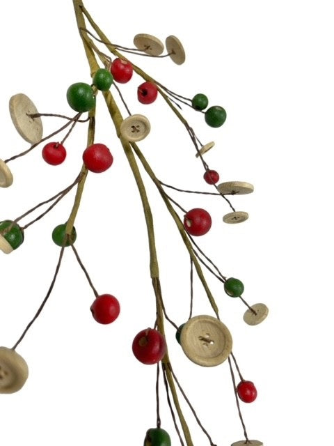 6 Wood Buttons and Balls Pick