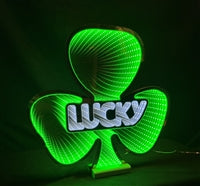 Infinity Clover 15.75"