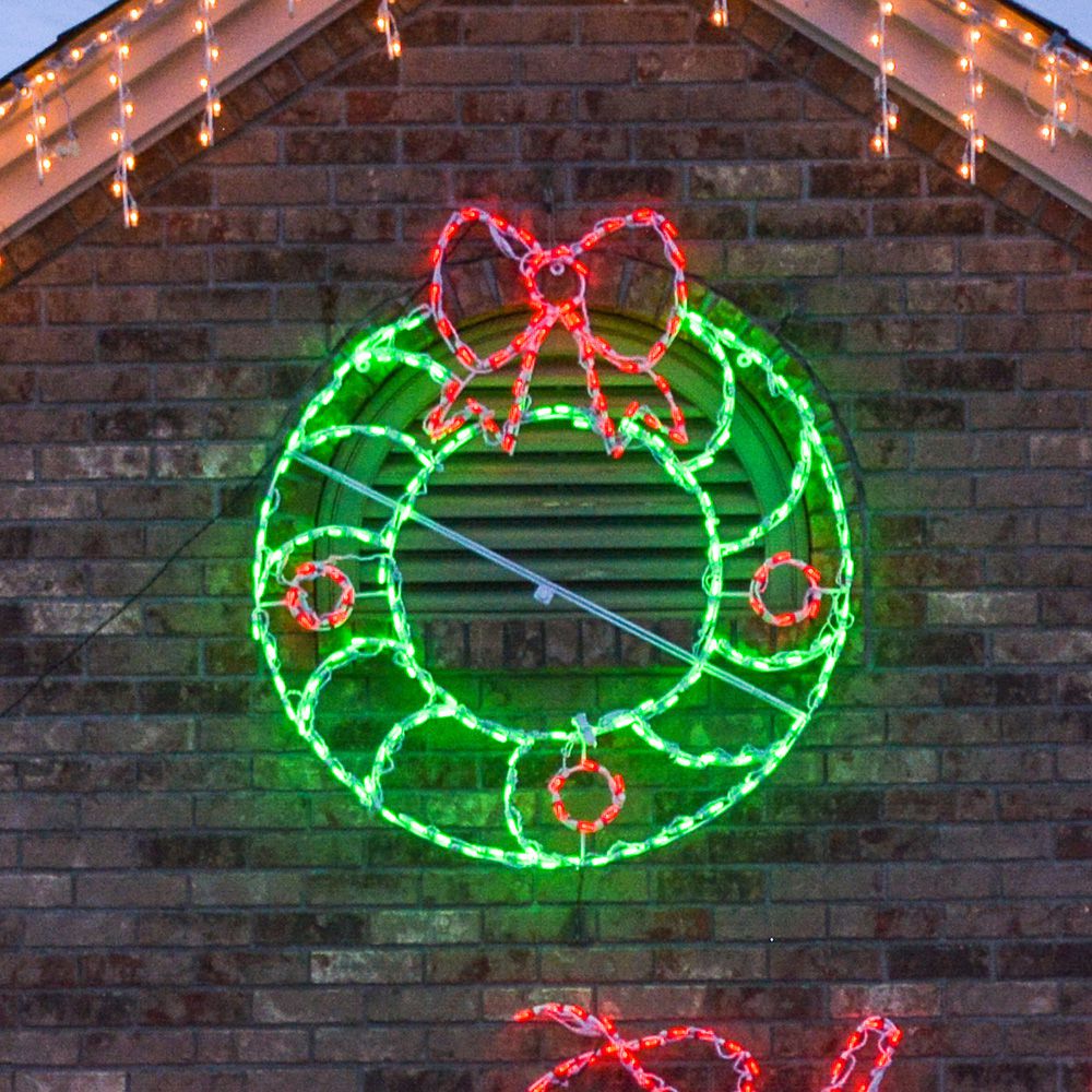 LED Wreath w/ Bow