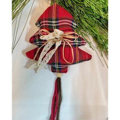 Bundle of 4: Plaid Tree with Tassel